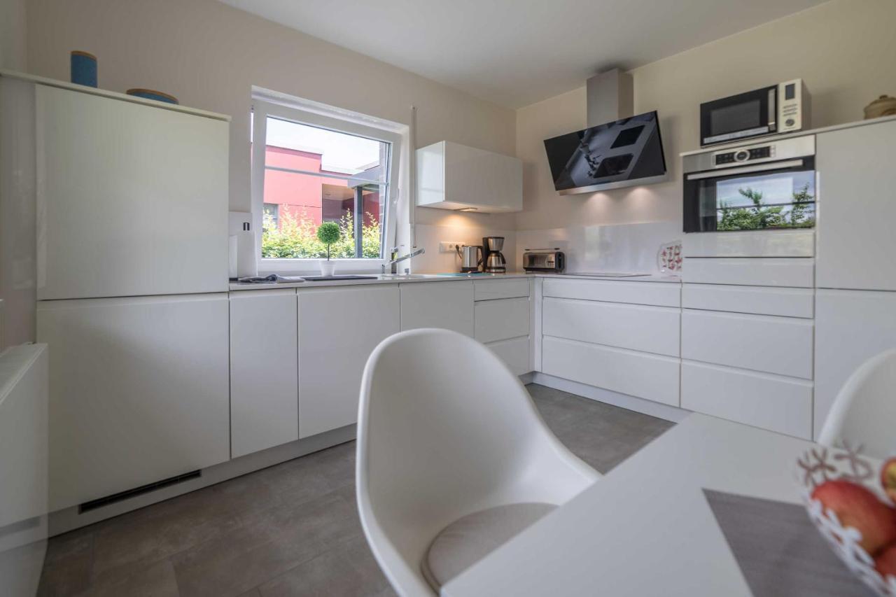 Ostfreesenhuus - Westwind Apartment Aurich Bagian luar foto